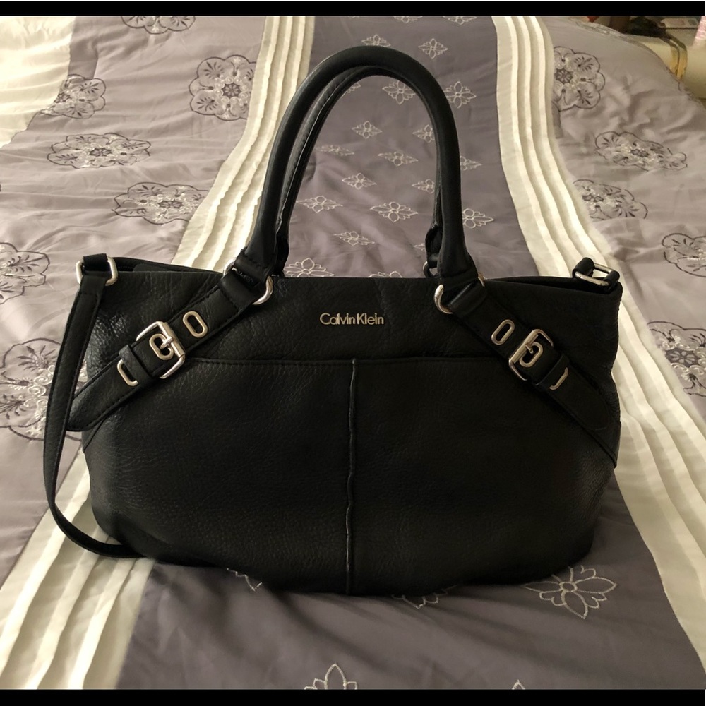 Crossbody bag